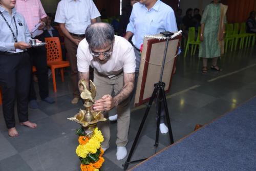 Cheif-Guest-Dr.-Sanjay-Arora