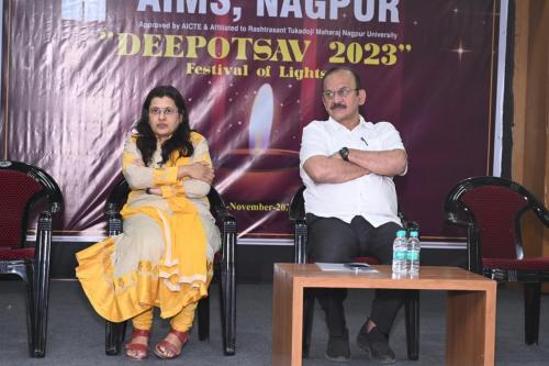 Dignitaries-on-the-dais